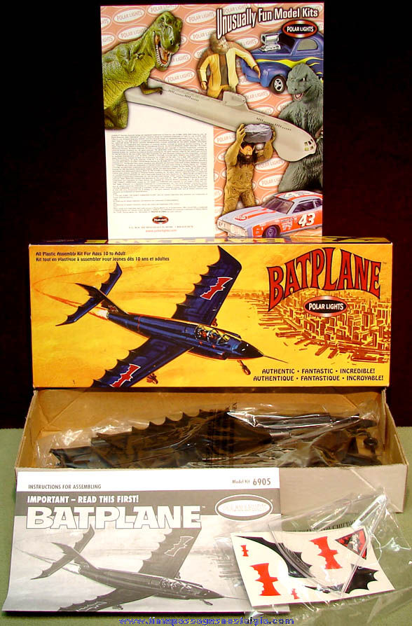 Unbuilt & Boxed 2002 Polar Lights Batman Batplane Model Kit with Catalog