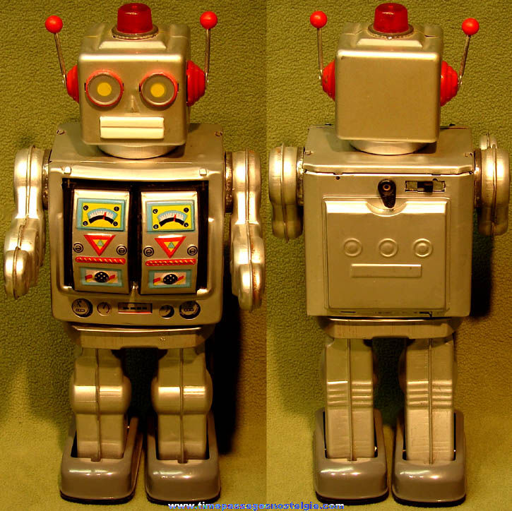 Large Colorful Old Battery Operated Mechanical Lithographed Tin Toy Robot