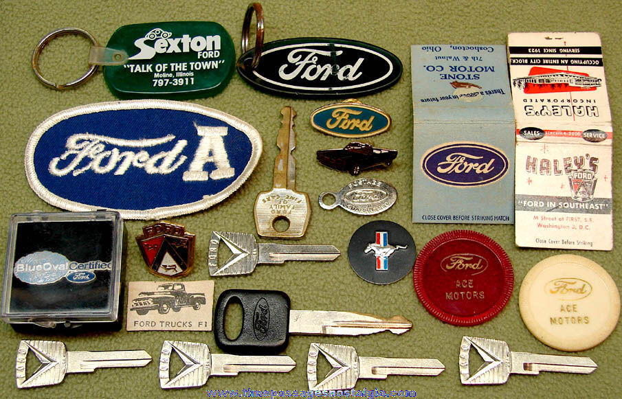 (21) Small Old Ford Automobile & Truck Advertising and Premium Items