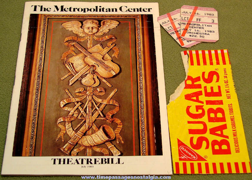 (4) July 1983 Sugar Babies Theatre Play Advertising Souvenir Items