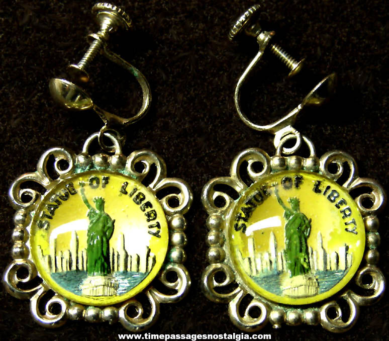 Old Statue of Liberty New York City Advertising Souvenir Screw Back Earring Set