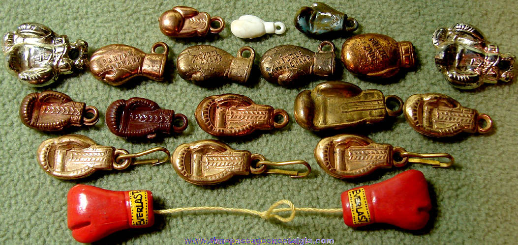 (19) Old Gum Ball Machine Prize Miniature Boxing Glove Sports Charms