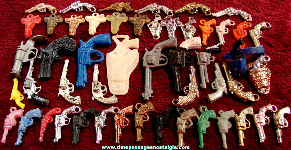 (50) Old Western Cowboy Miniature Revolver Gun Pistol or Gum Ball Machine Toy Prize Charms