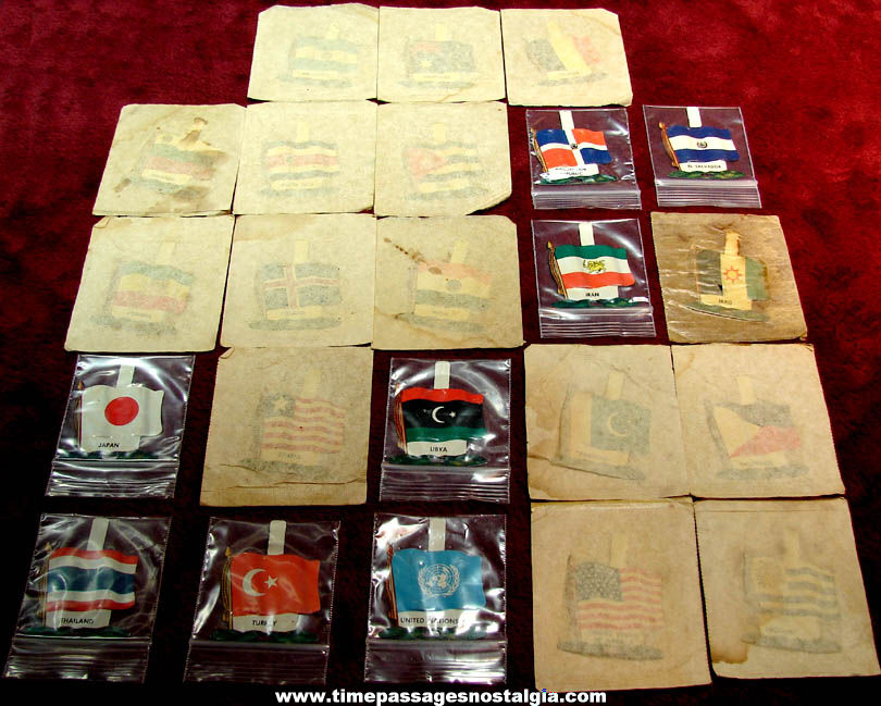 (23) Different 1959 Nabisco Cereal Prize Lithographed Tin United Nations Country Flags