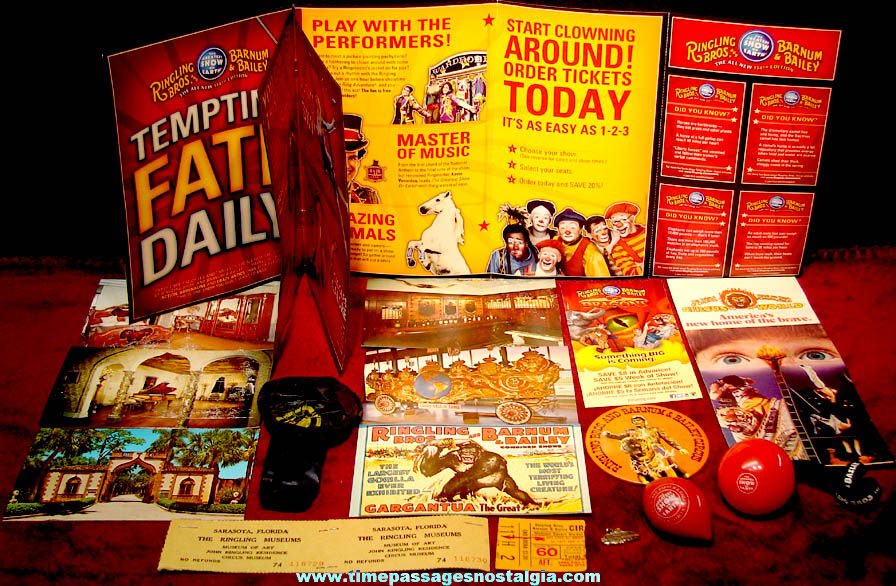 (17) Small Ringling Bros. Barnum & Bailey Circus & Museum Advertising & Souvenir Items