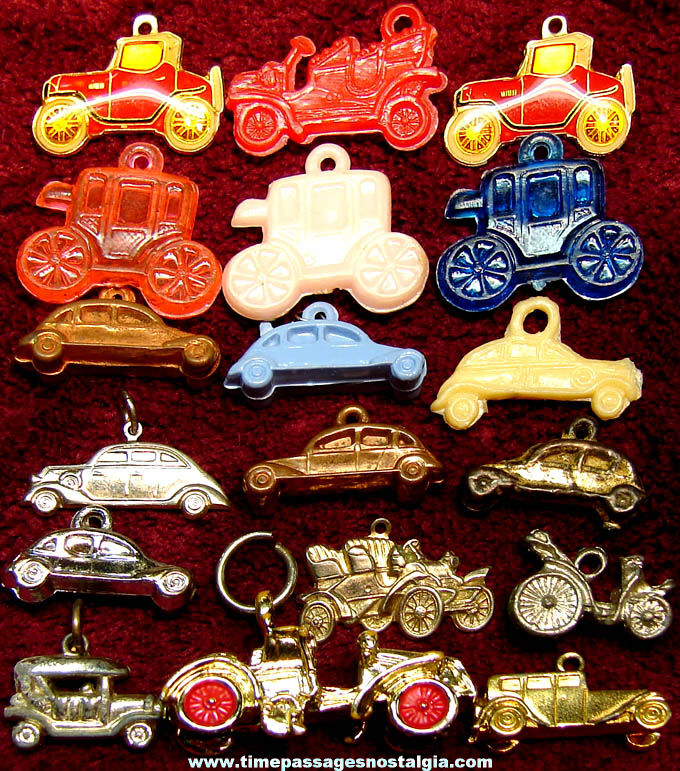 (18) Small Old Metal & Plastic Automobile Transportation Charms