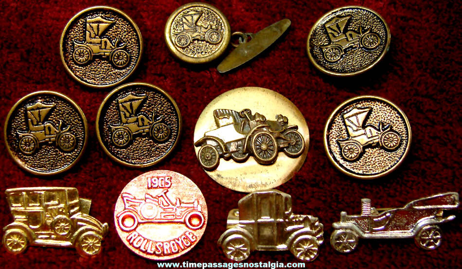 (11) Old Antique Automobile Metal Pins and Buttons