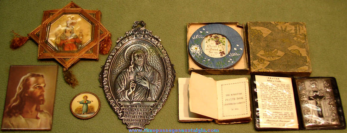 (7) Different Small Old Catholic or Christian Religious items