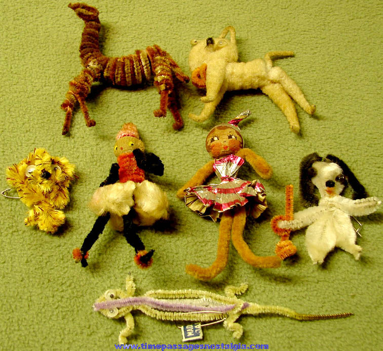 (7) Different 1930s Cracker Jack Pop Corn Confection Chenille or Pipe Cleaner Type Toy Prizes