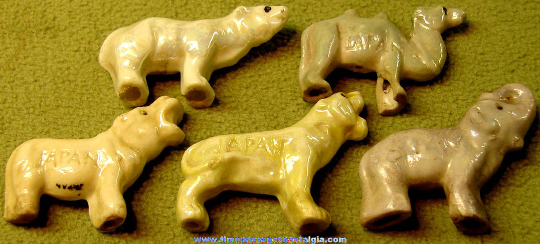 (5) Different 1930s Cracker Jack Pop Corn Confection Porcelain Toy Prize Animal Figurines