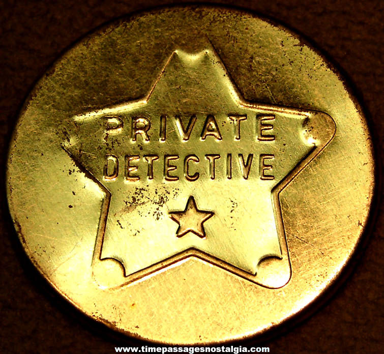 1945 Cracker Jack Pop Corn Confection Private Detective Embossed Tin Novelty Toy Prize Badge