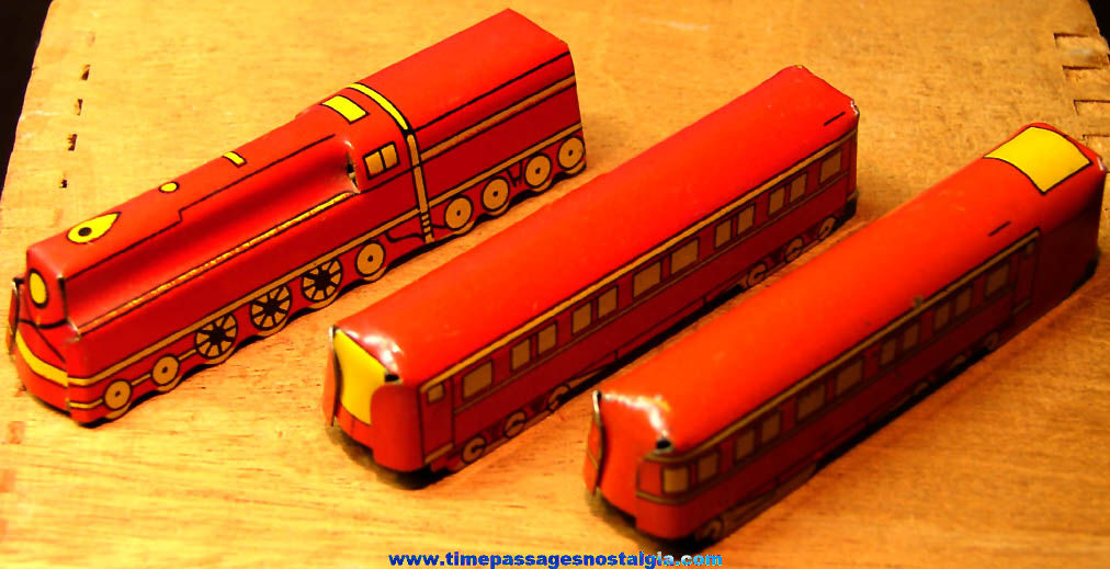 Colorful 1931 Cracker Jack Pop Corn Confection Lithographed Tin Toy Prize Diesel Train