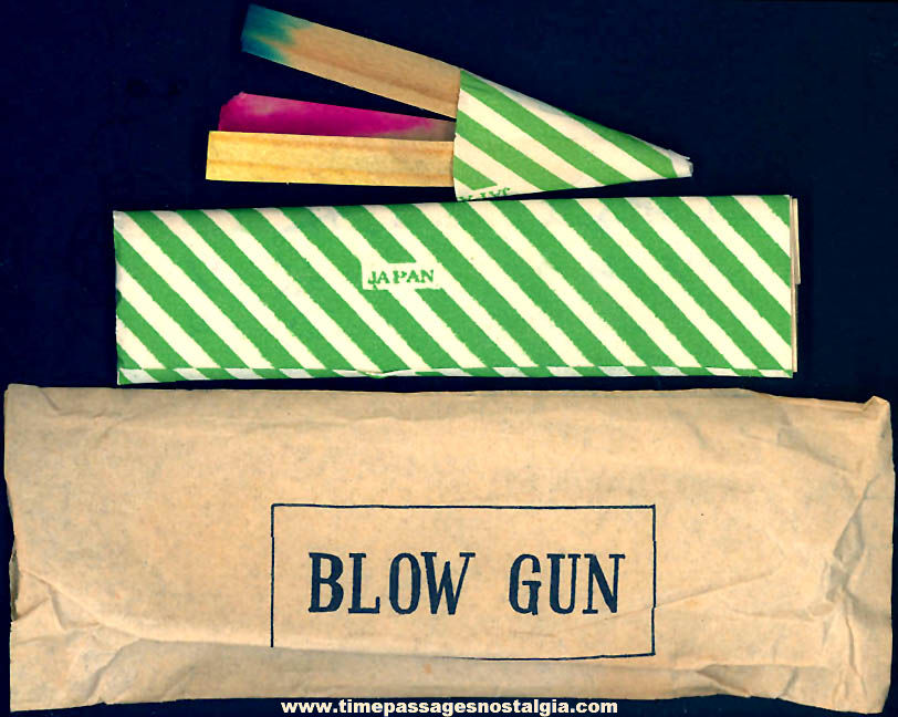 Old Cracker Jack Pop Corn Confection Blow Gun & Dart Paper Toy Prize