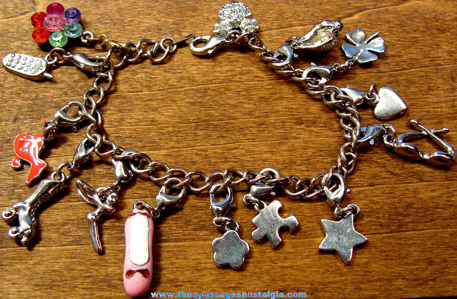 Jewelry Charm Bracelet with a Variety of (14) Miniature Metal Charms