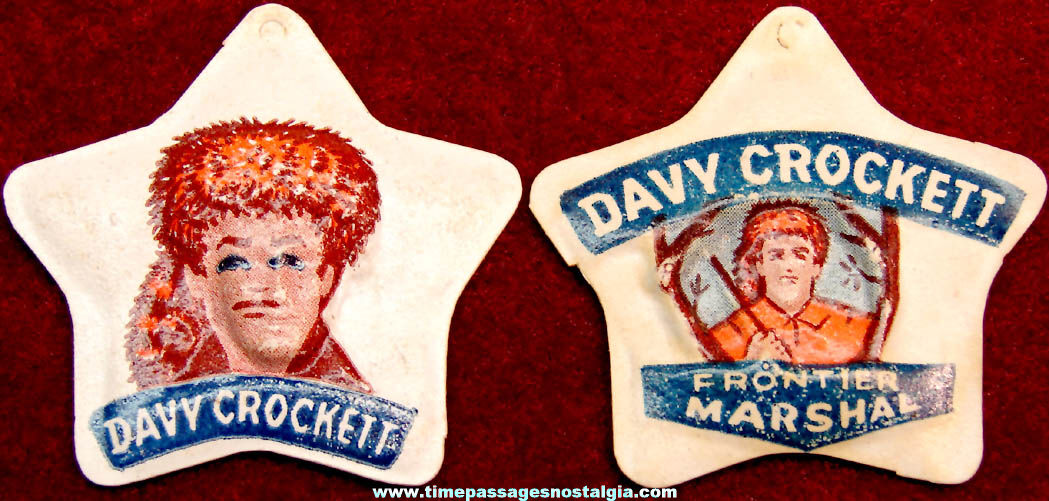 (2) Different 1955 Cracker Jack Davy Crockett Vacuform Prize Badge Charms