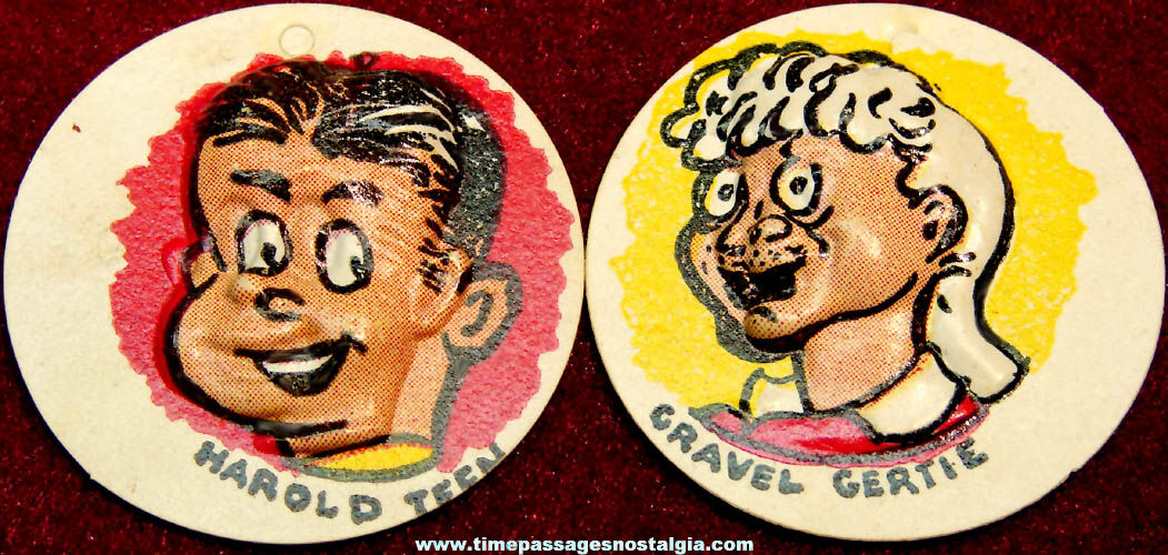 (2) Different Colorful Old Cracker Jack Pop Corn Confection Comic Character Vacuform Toy Charm Prizes