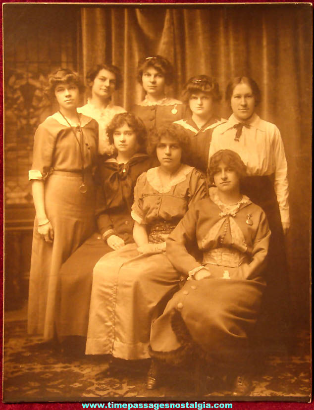 Old Victorian Era Pretty Young Ladies Portrait Photograph Card