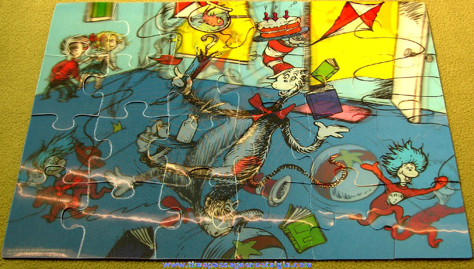 Colorful Boxed 2011 Dr. Seuss Cat In The Hat Cartoon Character Lenticular Flicker Jig Saw Puzzle