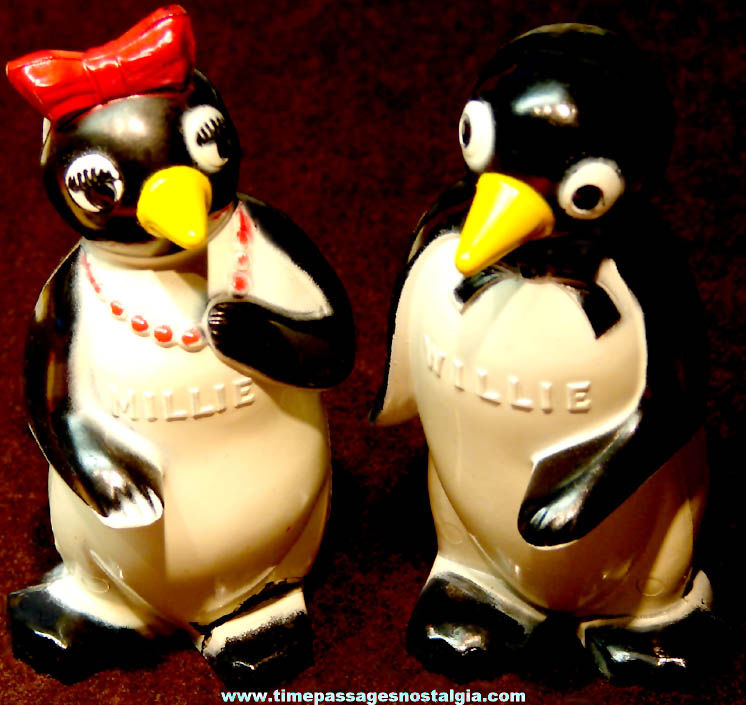 Old Willie & Millie KOOL Cigarettes Advertising Premium Penguin Salt & Pepper Shakers