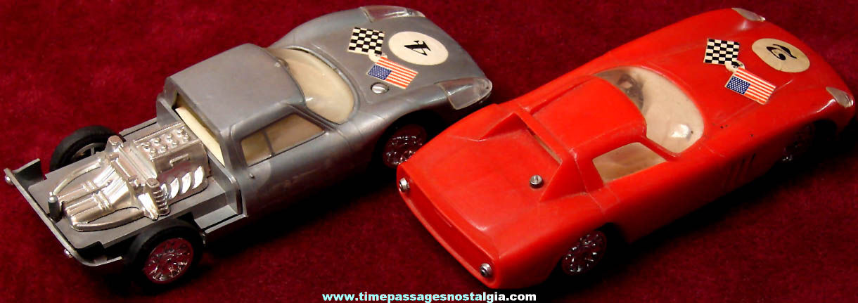 Old Ferrari 250 Le Mans & Porsche 904 Plastic Toy Cars