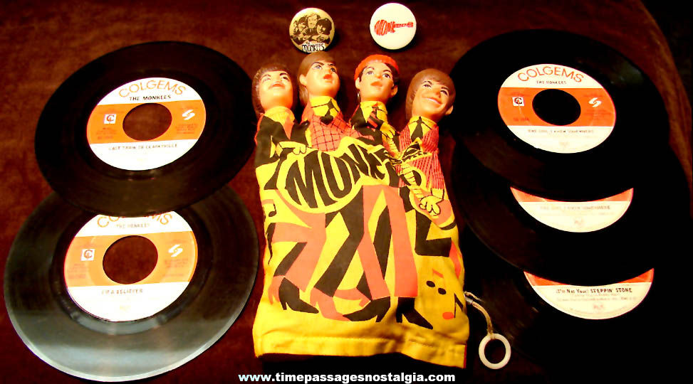 (8) Colorful Old Monkees Music Band Related Items