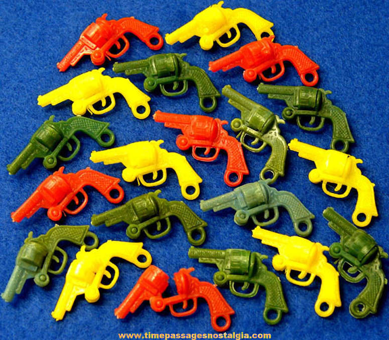 (20) Colorful Old Gum Ball Machine Prize Revolver or Pistol Gun Charms