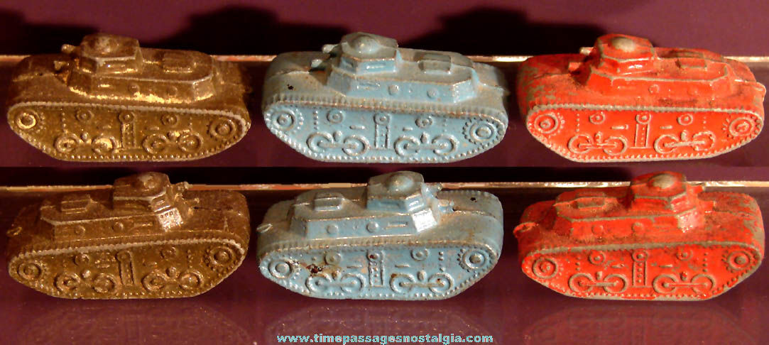 (3) Old Matching Cracker Jack Pop Corn Confection Pot Metal or Lead Miniature Toy Prize World War II U.S. Army Tanks