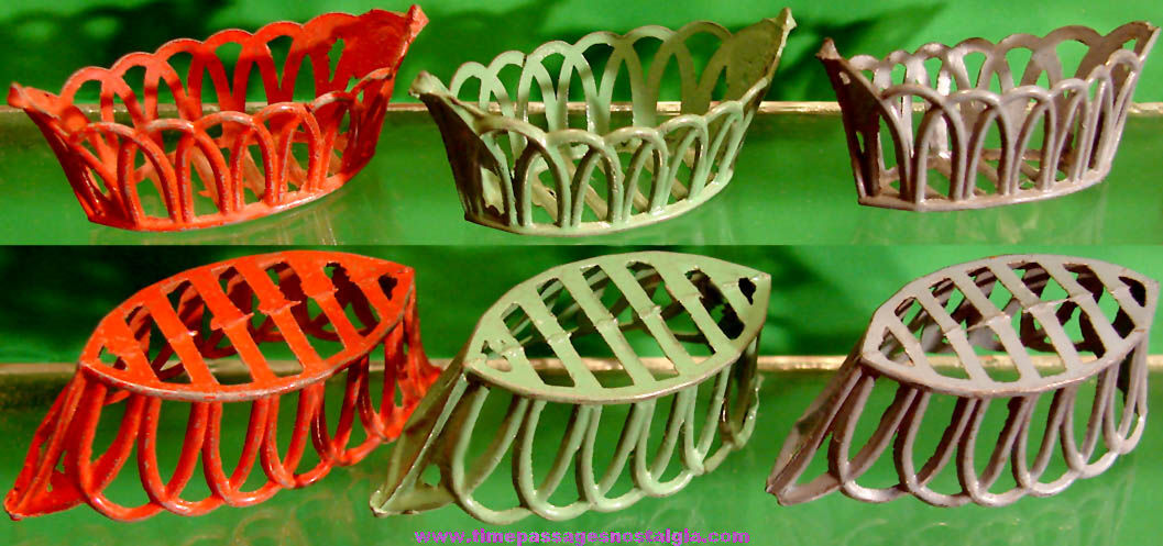 (3) Old Matching Cracker Jack Pop Corn Confection Pot Metal or Lead Toy Prize Baskets