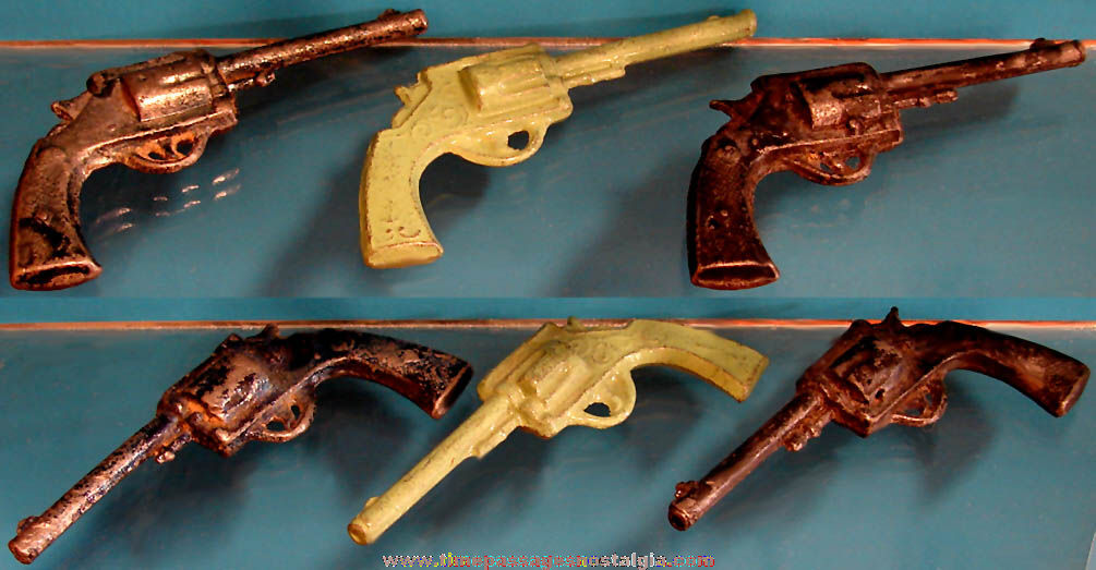 (3) Matching Old Cracker Jack Pop Corn Confection Miniature Pot Metal or Lead Toy Prize Revolver Guns
