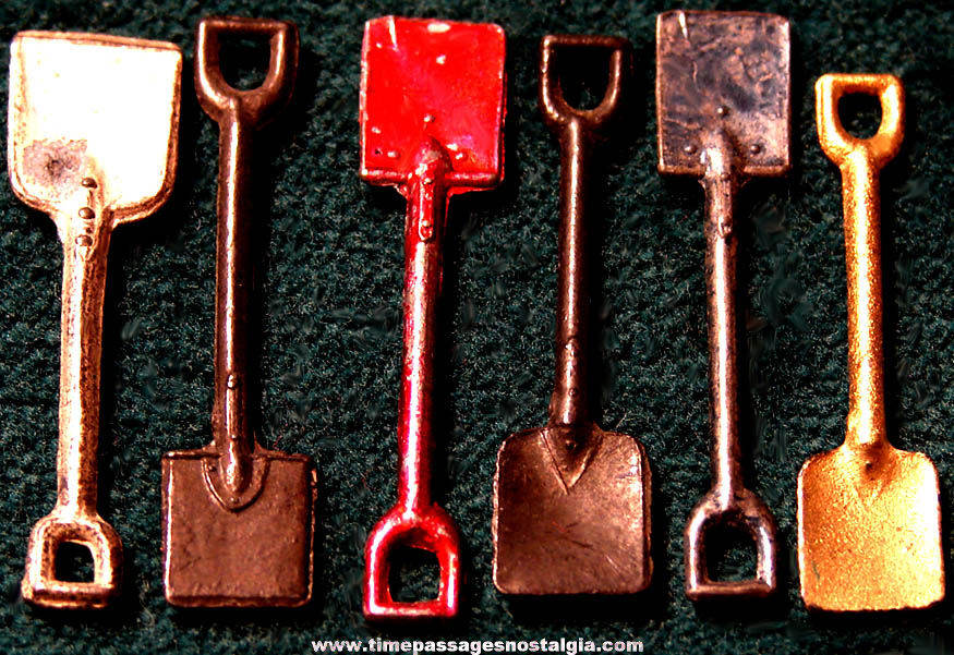 (6) Matching Old Cracker Jack Pop Corn Confection Miniature Pot Metal Toy Prize Shovel Tools