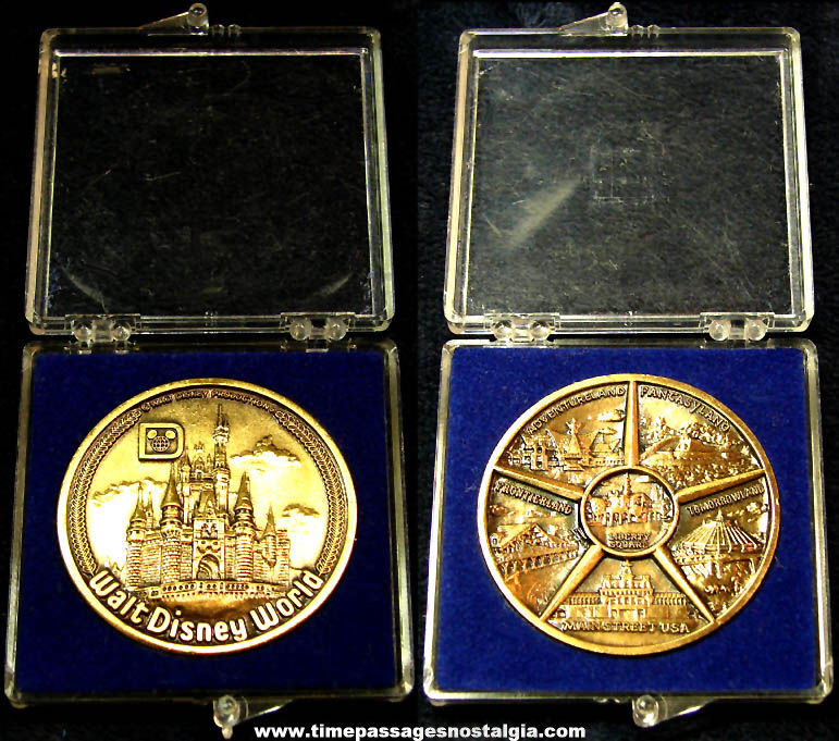 Old Boxed Walt Disney World Metal Advertising Souvenir Medal