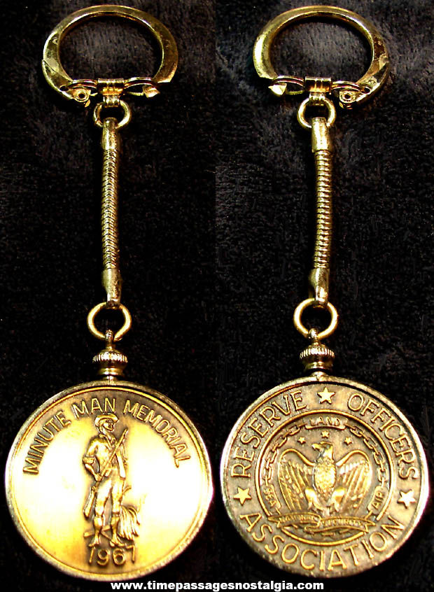 Unused 1967 Reserve Officers Association Minute Man Memorial Commemorative Token Coin with Key Chain