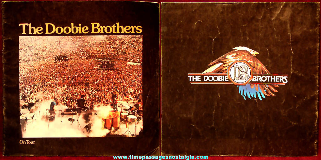 1976 Official Doobie Brothers Concert Tour Souvenir Program Booklet