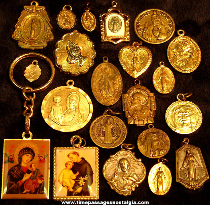 (21) Old Christian or Catholic Religious Medallion Pendant Jewelry Charms