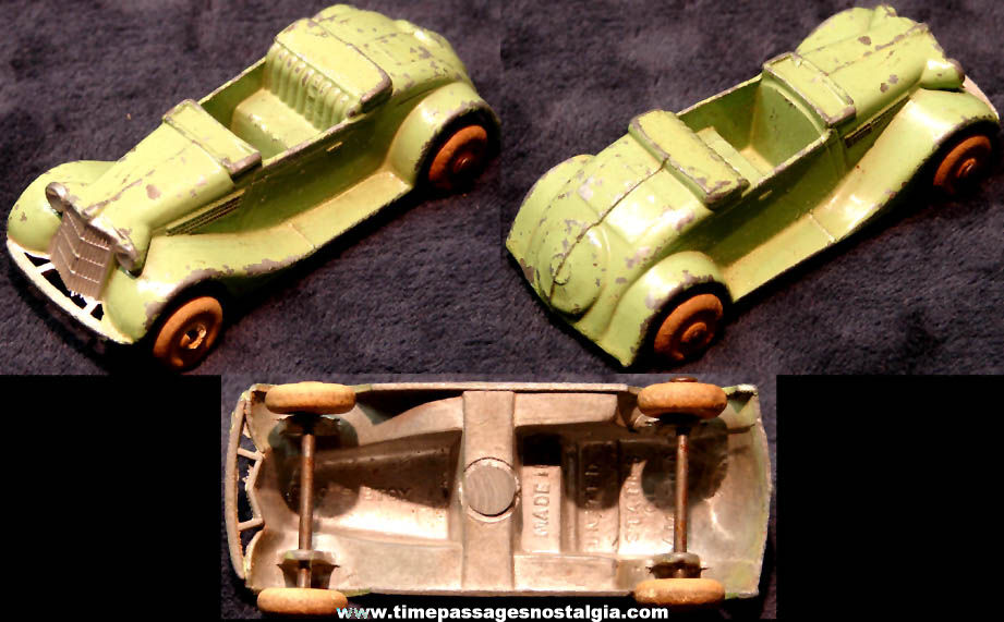 1935 Tootsietoy Ford Roadster Green Painted Metal Toy Car