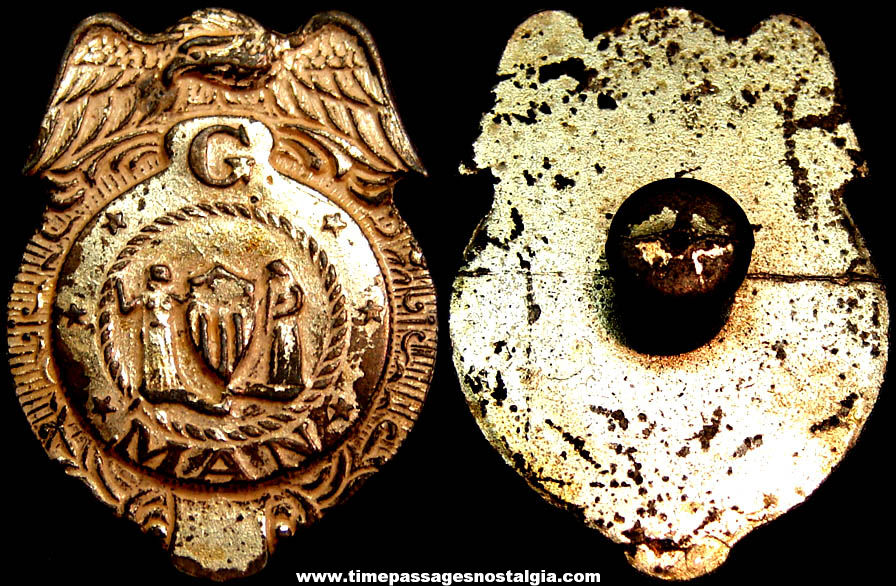 1930s Cracker Jack Pop Corn Confection Pot Metal or Lead Miniature Toy Prize G Man Lapel Stud Button Badge
