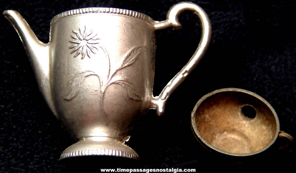 Old Cracker Jack Pop Corn Confection Pot Metal or Lead Miniature Toy Prize Coffee or Tea Pot & Cup Set (Lot#5)