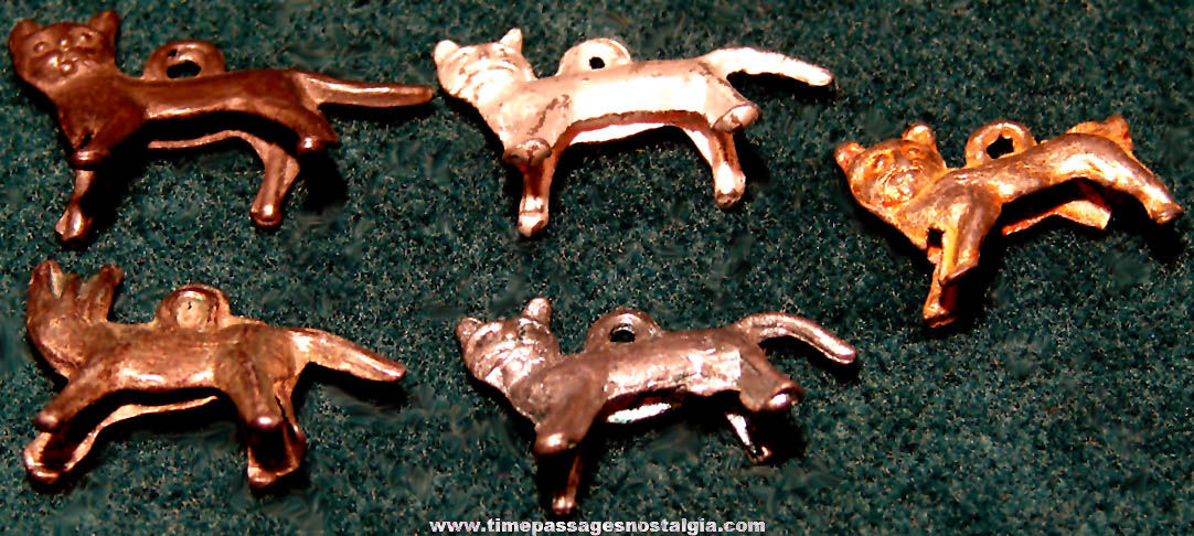 (5) Old Cracker Jack Pop Corn Confection Pot Metal or Lead Toy Prize Cat Animal Figure Charms