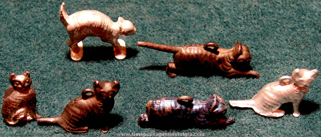 (6) Old Cracker Jack Pop Corn Confection Pot Metal or Lead Toy Prize Cat Animal Figure Charms & Lapel Stud Button
