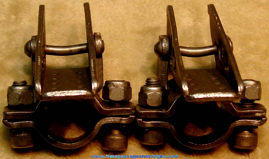 Vintage Pair of Heavy Duty Steel GT Folding Bicycle Foot Pegs