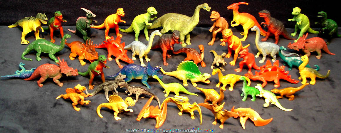 (44) Colorful Old Miniature Plastic Dinosaur Toy Play Set Figures