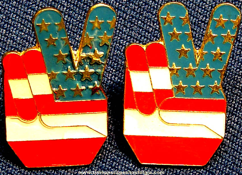 (2) Old Matching Enameled Metal Peace Sign Hand American Flag Pins