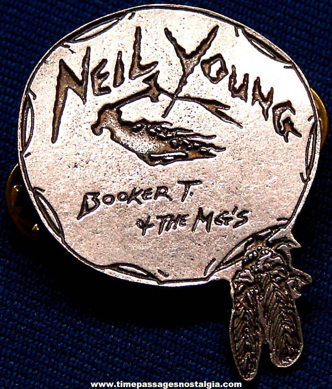 1993 Neil Young With Booker T & The MGs Concert Tour Souvenir Advertising Metal Pin