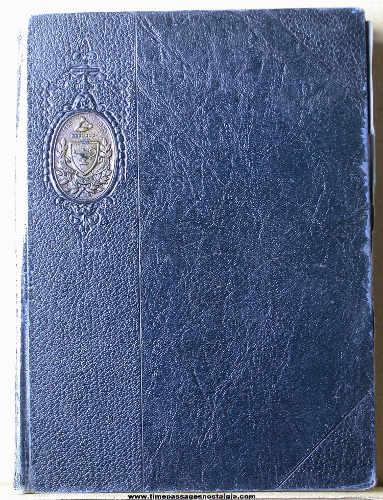 1929 University of New Hampshire Yearbook (Granite)