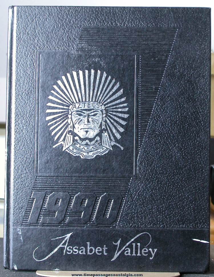1990 Assabet Valley Regional Vocational School Yearbook (Aztecs)
